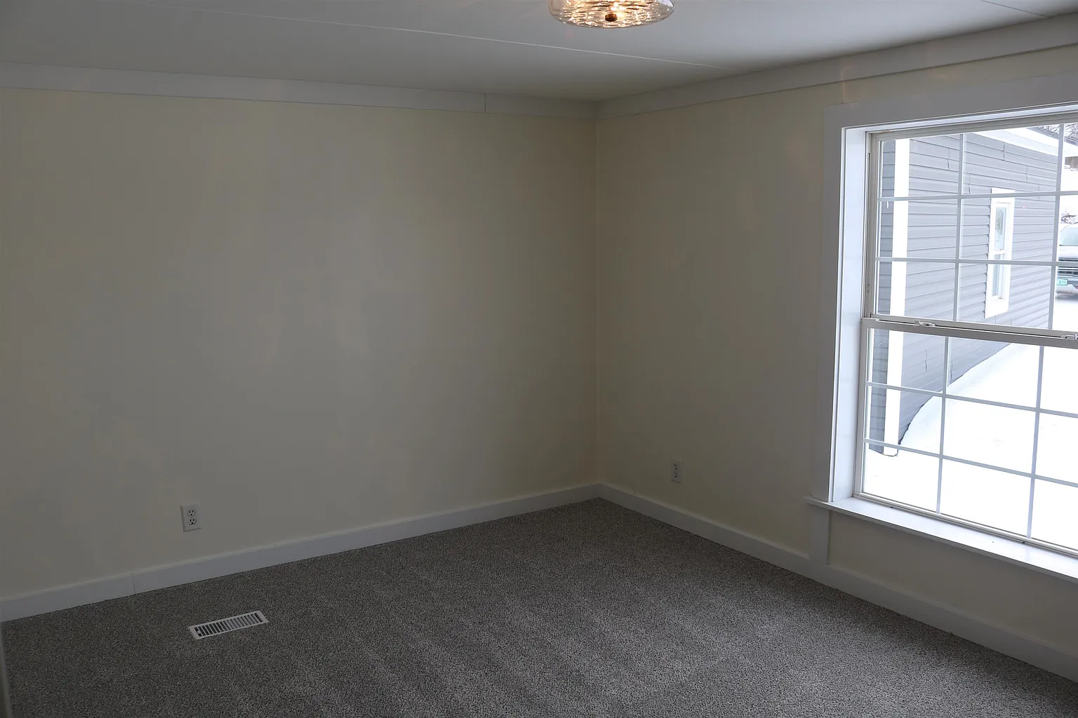 Bedroom with window
