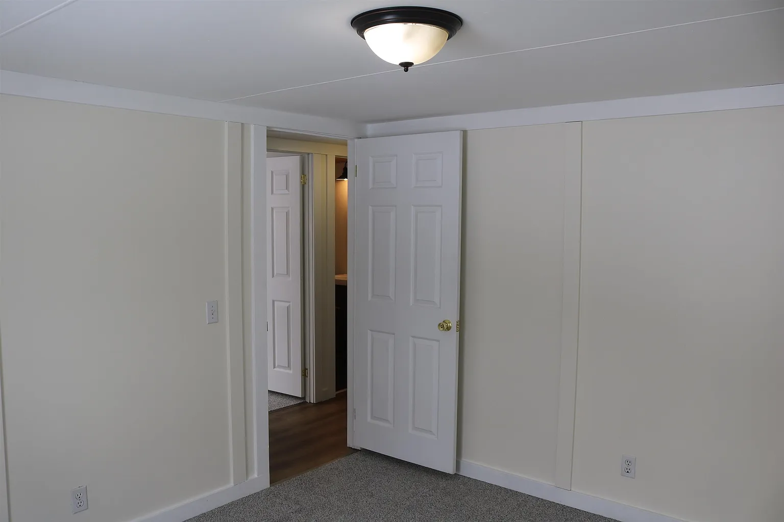Interior room and doorway